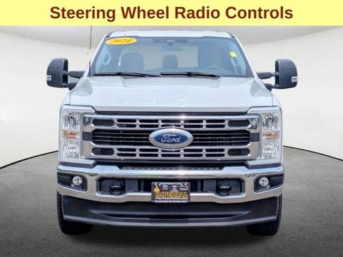 Used 2024 Ford F250 XLT AWD/4WD image 11