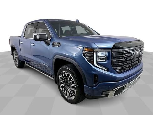 Used 2025 GMC Sierra 1500 Denali Ultimate AWD/4WD image 2