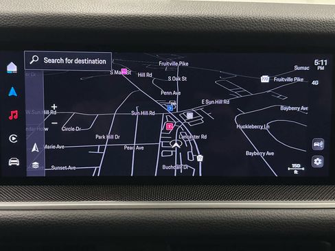 Used 2025 Porsche Cayenne image 31