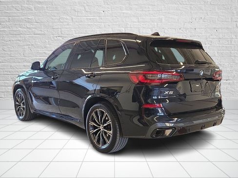 Used 2023 BMW X5 xDrive40i w/ Executive Package image 4