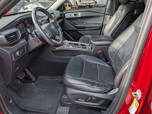 Used 2020 Ford Explorer Limited image 17