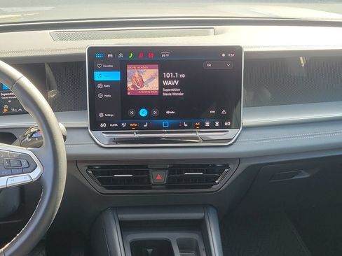 Certified 2026 Volkswagen Tiguan SE AWD/4WD image 19