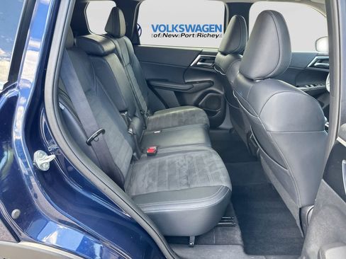 Used 2024 Mitsubishi Outlander SE FWD image 26
