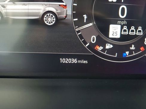 Used 2020 Land Rover Range Rover Sport HSE image 22