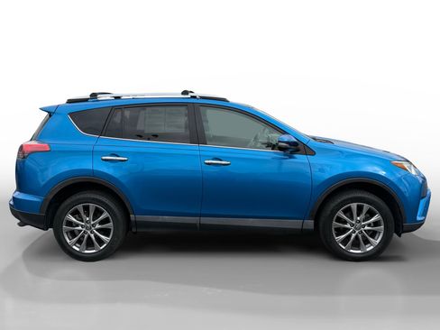 Used 2016 Toyota RAV4 Limited FWD image 6