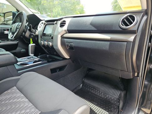 Used 2019 Toyota Tundra SR5 w/ SR5 Upgrade Package RWD image 29