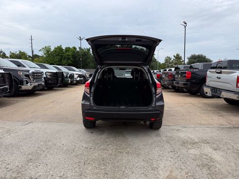 Used 2017 Honda HR-V EX image 36