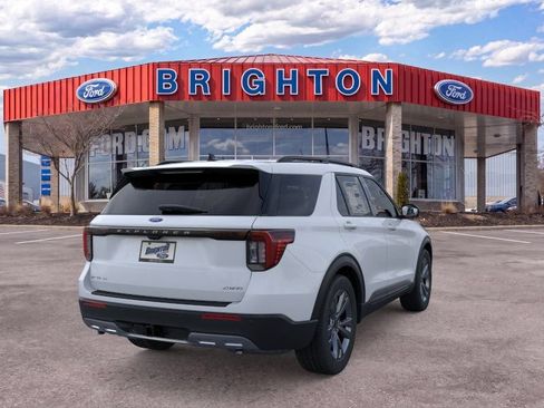 Used 2026 Ford Explorer Active w/ Active Comfort Package AWD/4WD image 8