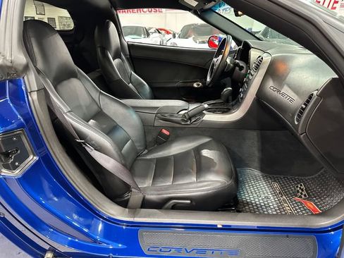 Used 2007 Chevrolet Corvette Coupe RWD image 9