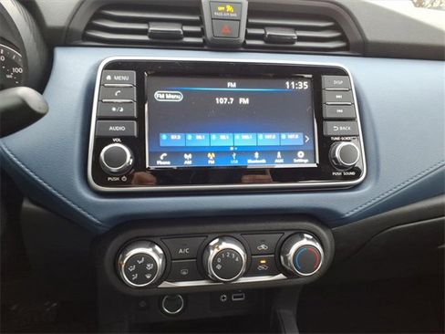 New 2025 Nissan Versa SV image 12