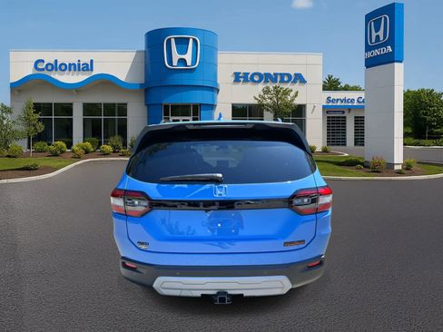 New 2025 Honda Pilot TrailSport image 5