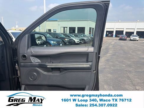 Used 2023 Ford Expedition XLT RWD image 31
