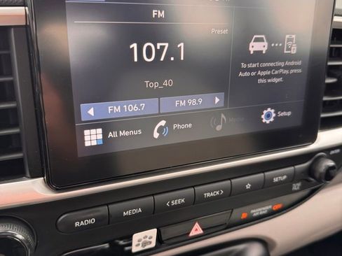 Used 2022 Hyundai Venue SEL FWD image 17