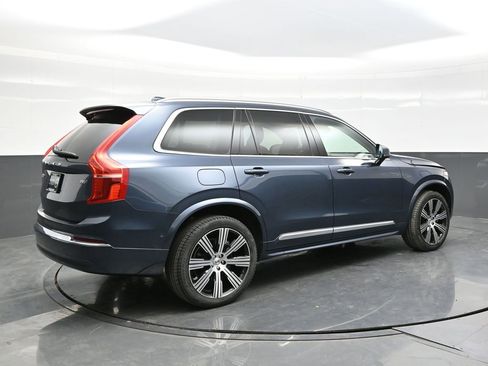 Used 2024 Volvo XC90 B6 Plus w/ Protection Package image 7