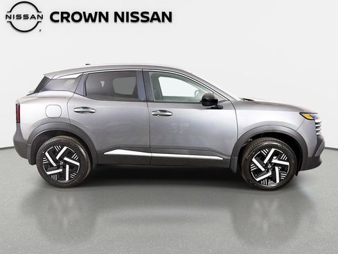 New 2026 Nissan Kicks SV FWD image 4