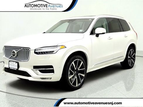 Used 2024 Volvo XC90 B6 Plus w/ Protection Package Premier AWD/4WD image 1