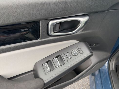 Certified 2025 Honda Civic Sport image 11