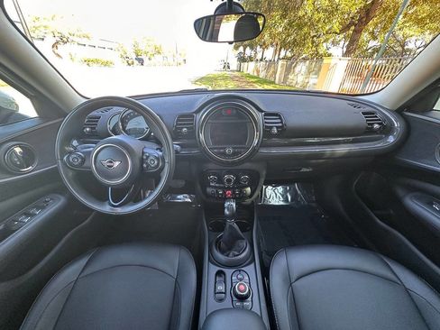 Used 2019 MINI Cooper Clubman image 18