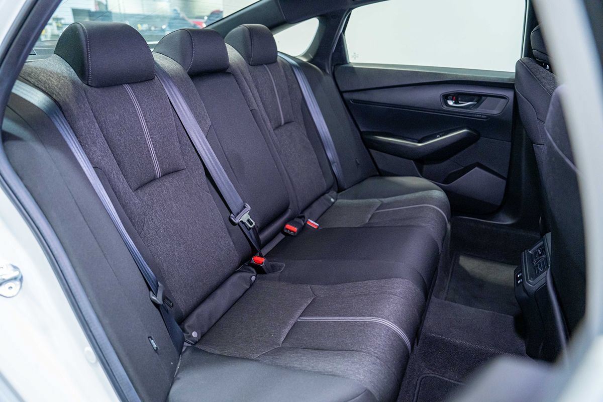Used 2025 Honda Accord Sport image 18