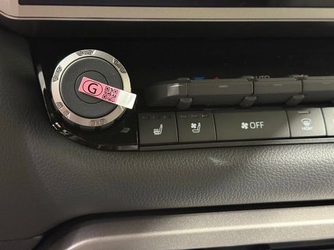 New 2026 Toyota Tundra Limited AWD/4WD image 27
