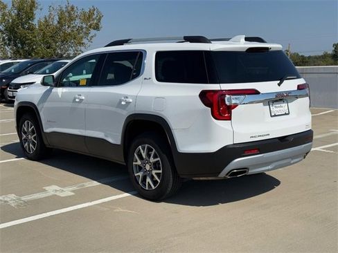 Used 2020 GMC Acadia SLT image 6