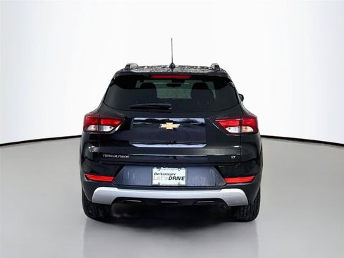 Used 2023 Chevrolet TrailBlazer LT FWD image 8