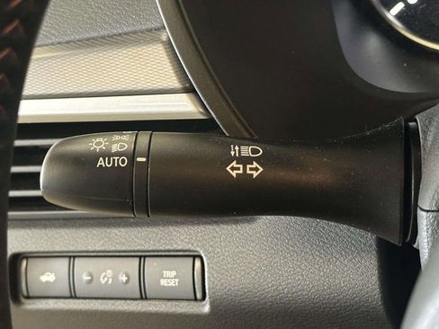 Used 2024 Nissan Altima 2.5 SR FWD image 27