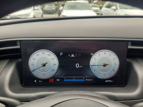 Used 2022 Hyundai Tucson Limited w/ Cargo Package image 17