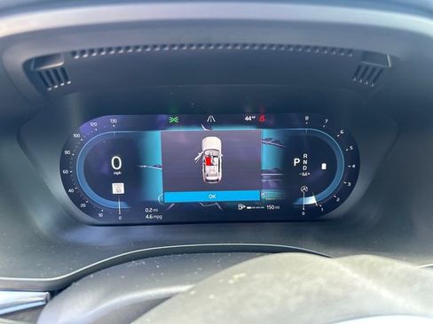 Used 2024 Volvo XC60 B5 Plus image 28