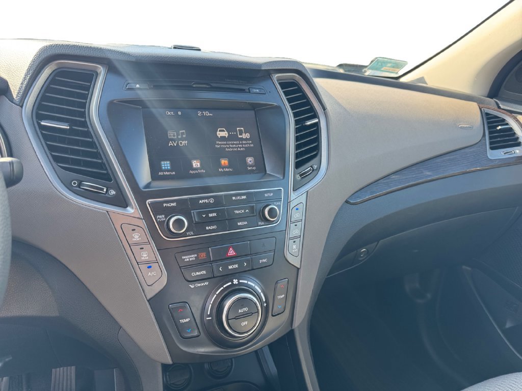 Used 2017 Hyundai Santa Fe SE w/ Cargo Package FWD image 21