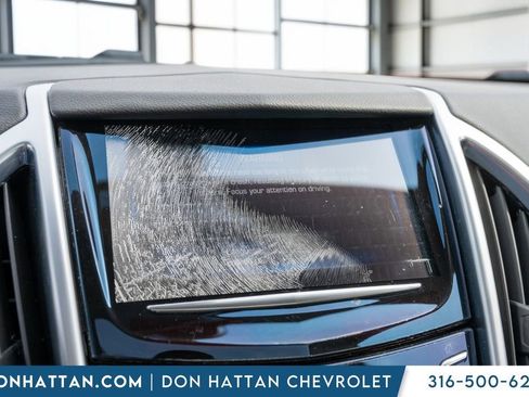 Used 2016 Cadillac SRX Luxury FWD image 9