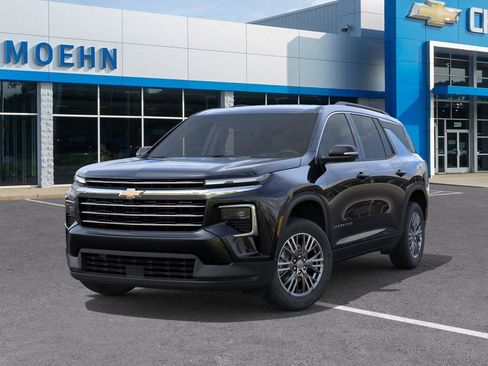 New 2026 Chevrolet Traverse LT w/ Driver Confidence Package FWD image 6