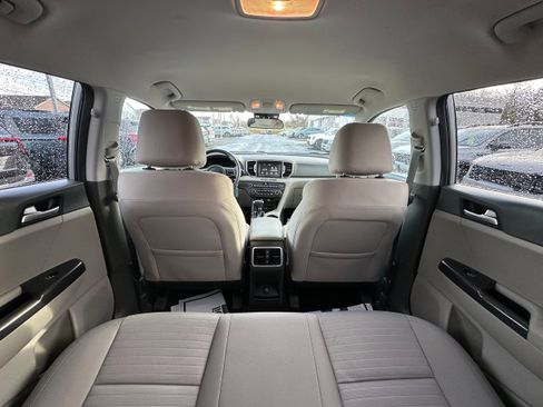 Used 2019 Kia Sportage LX w/ LX Popular Package image 12