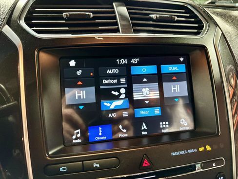 Used 2017 Ford Explorer Sport w/ Equipment Group 401A image 32