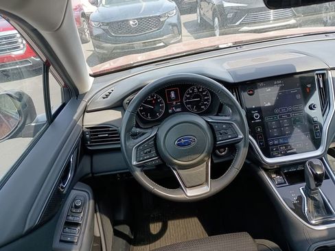 Used 2025 Subaru Outback Premium w/ Popular Package #1A image 20