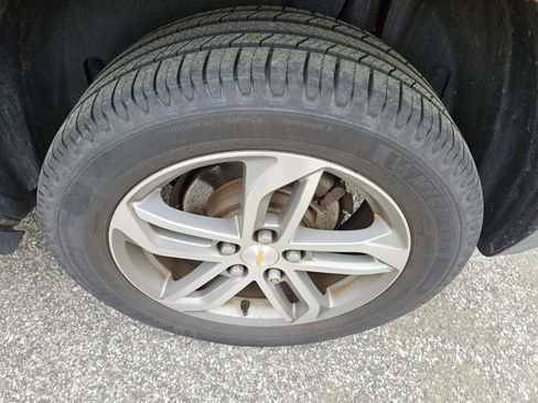 Used 2016 Chevrolet Equinox LTZ w/ Enhanced Convenience Package image 8