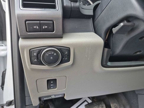 Used 2022 Ford F350 XLT w/ XLT Value Package image 15