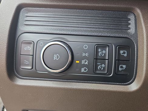 New 2025 Ford F250 King Ranch w/ Chrome Package image 34