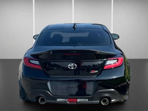 Used 2023 Toyota GR86 Premium RWD image 11