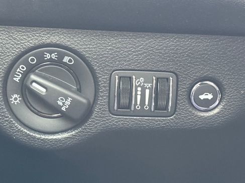 Used 2021 Dodge Challenger R/T Scat Pack w/ Shaker Package image 19