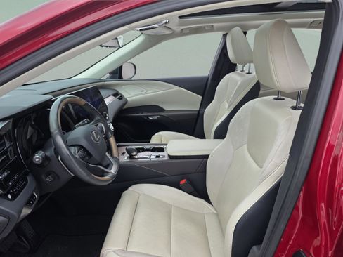 Certified 2023 Lexus RX 350 RX 350 Luxury w/ Accessory Package (Z1) image 12