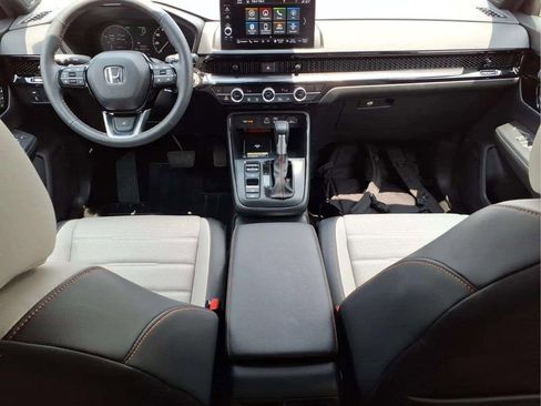 Used 2024 Honda CR-V Sport Touring image 10