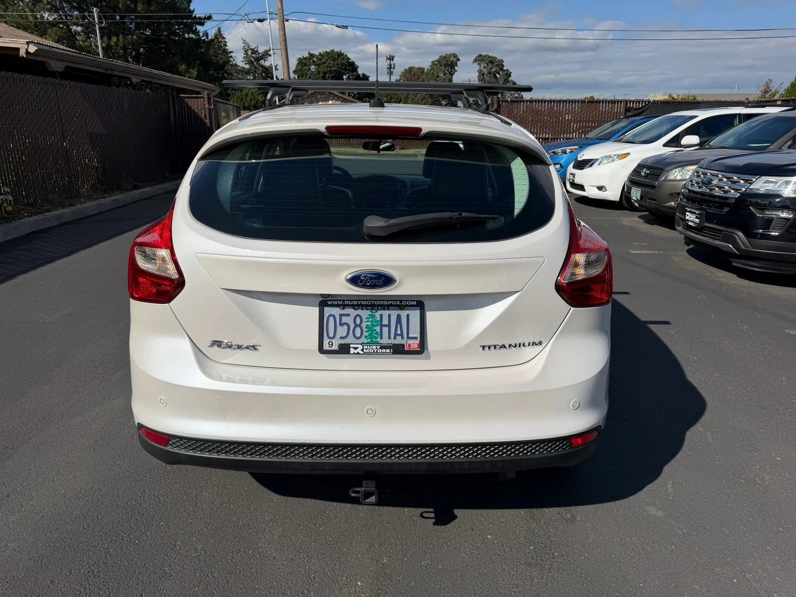 Used 2014 Ford Focus Titanium FWD image 6