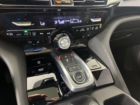 Certified 2023 Acura MDX FWD w/ Technology Package image 30