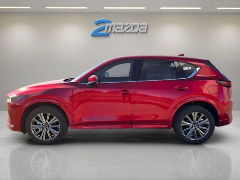 New 2025 MAZDA CX-5 Signature image 2