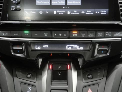 Used 2025 Honda Odyssey EX-L image 20