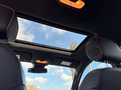 Used 2023 GMC Canyon AT4 w/ AT4 Premium Package image 14