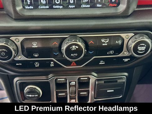 Used 2023 Jeep Gladiator Rubicon w/ LED Lighting Group AWD/4WD image 19