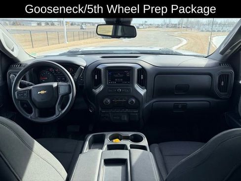 Certified 2025 Chevrolet Silverado 2500 Custom w/ Custom Convenience Package image 7