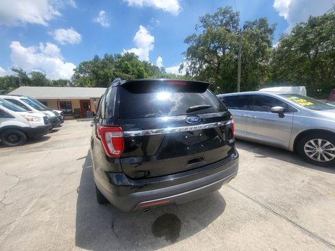 Used 2017 Ford Explorer FWD image 14